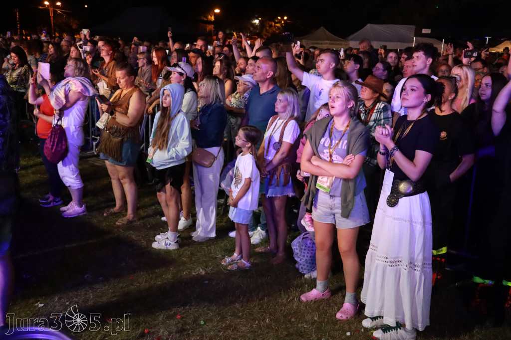 Fotorelacja XXIV: Enej w Gniazdowie! Festiwal z Kopyta 2025 w Gminie Koziegłowy!