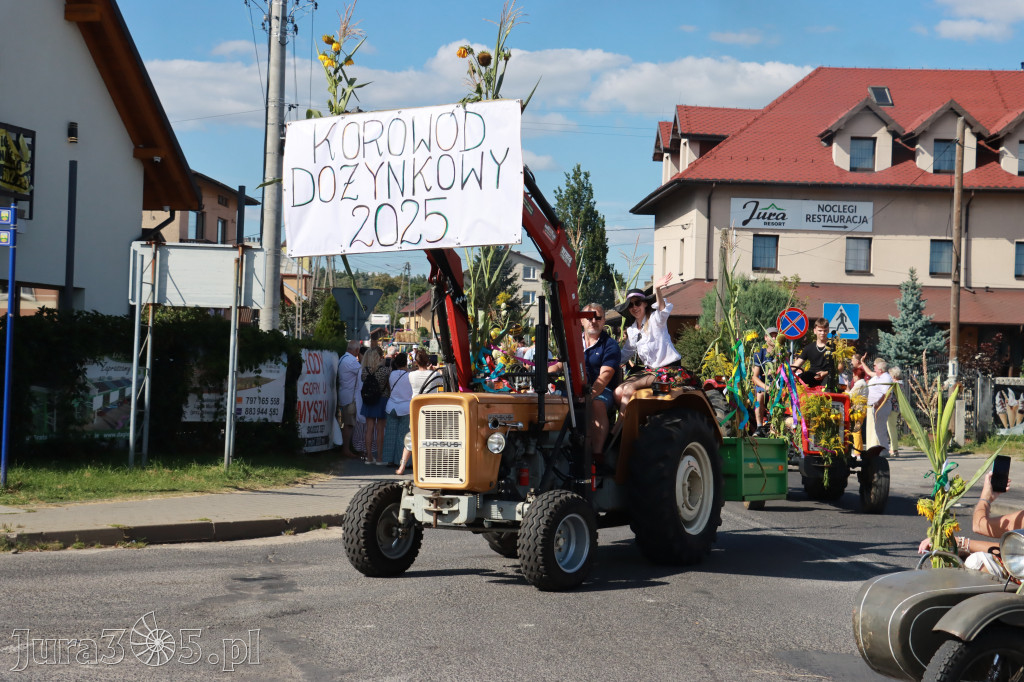 Fotorelacja: Korowód dożynkowy i Parada Ciągników w Kroczycach