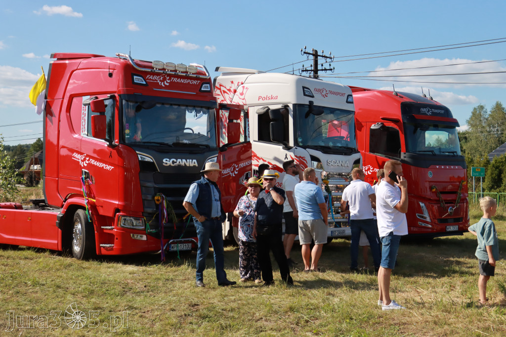 Fotorelacja: Korowód dożynkowy i Parada Ciągników w Kroczycach