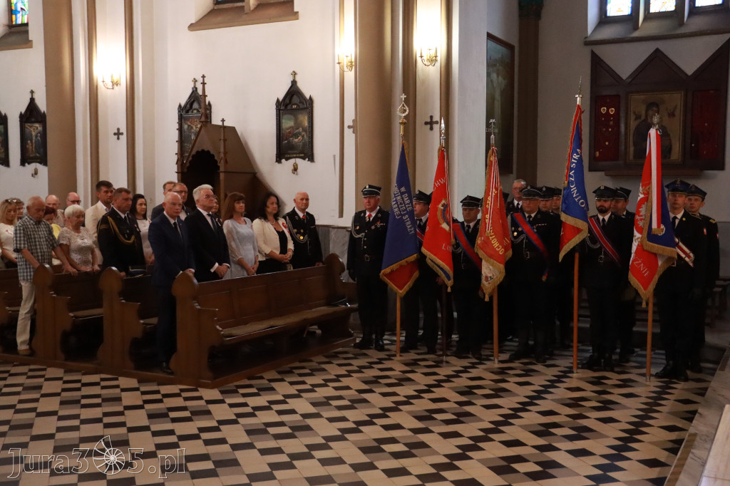 Fotorelacja: Powiatowe Obchody Święta Wojska Polskiego w Porębie