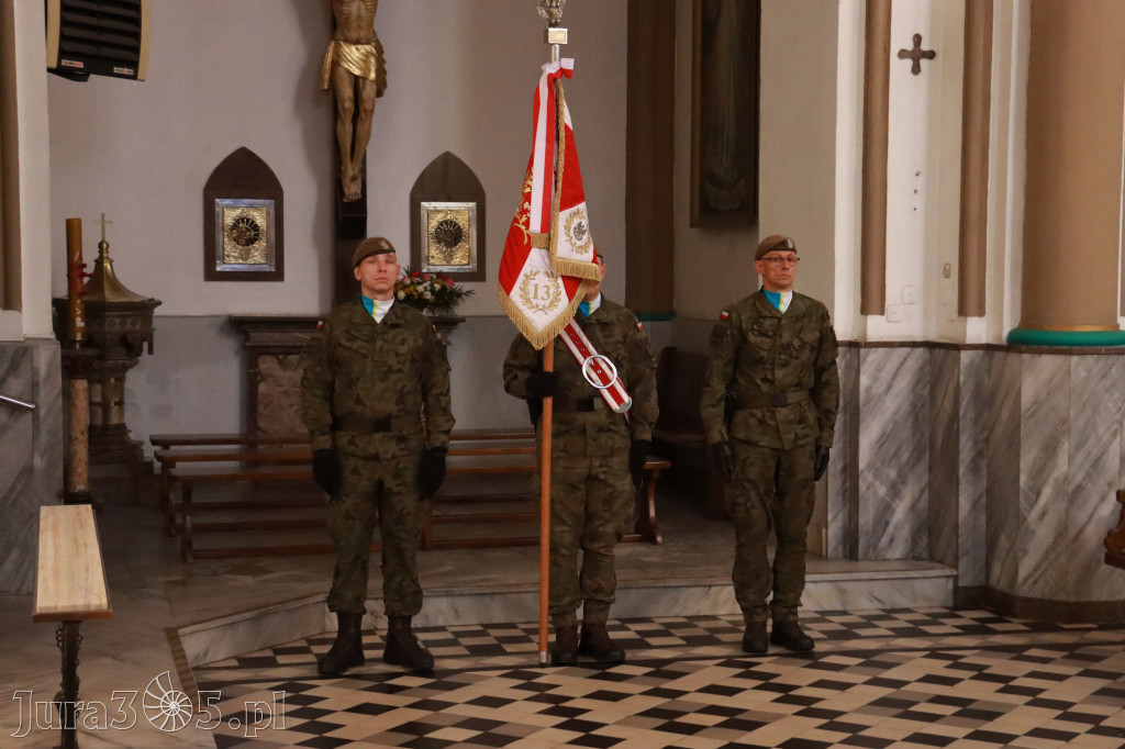 Fotorelacja: Powiatowe Obchody Święta Wojska Polskiego w Porębie