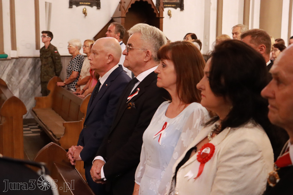 Fotorelacja: Powiatowe Obchody Święta Wojska Polskiego w Porębie