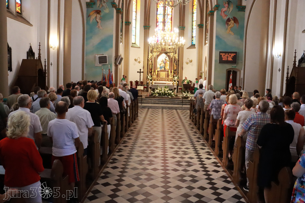 Fotorelacja: Powiatowe Obchody Święta Wojska Polskiego w Porębie