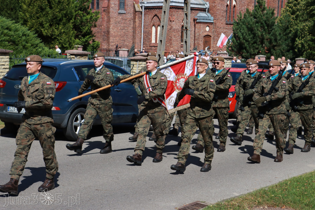 Fotorelacja: Powiatowe Obchody Święta Wojska Polskiego w Porębie