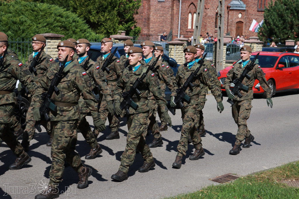 Fotorelacja: Powiatowe Obchody Święta Wojska Polskiego w Porębie