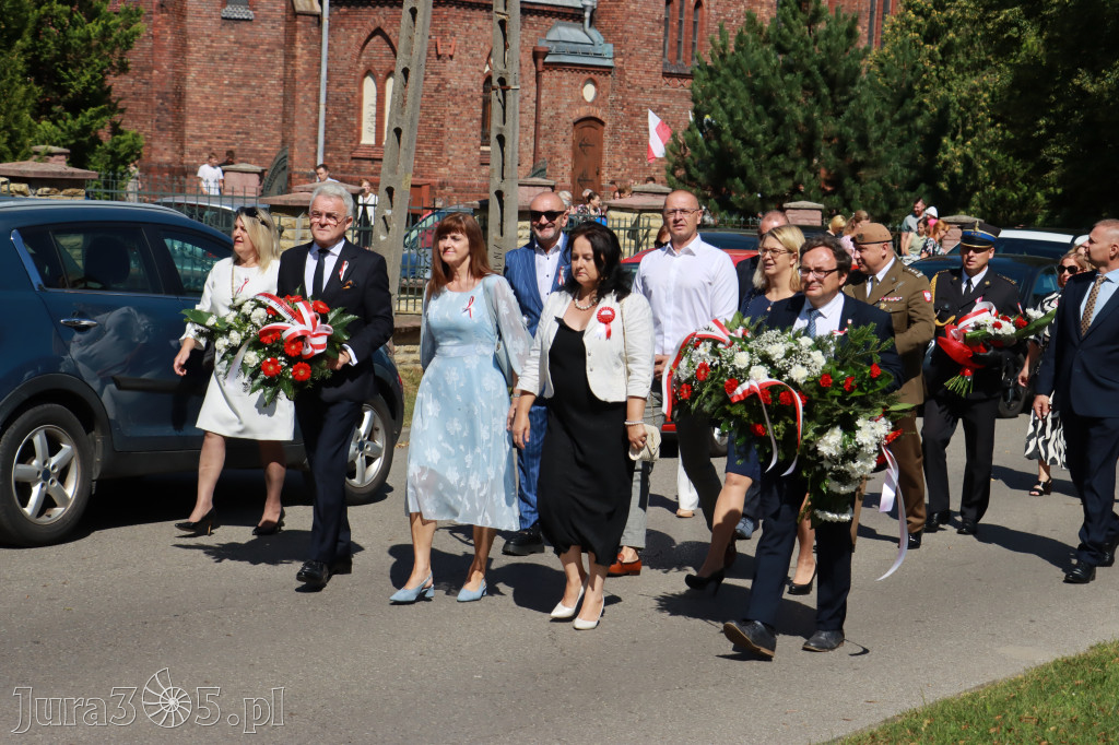 Fotorelacja: Powiatowe Obchody Święta Wojska Polskiego w Porębie