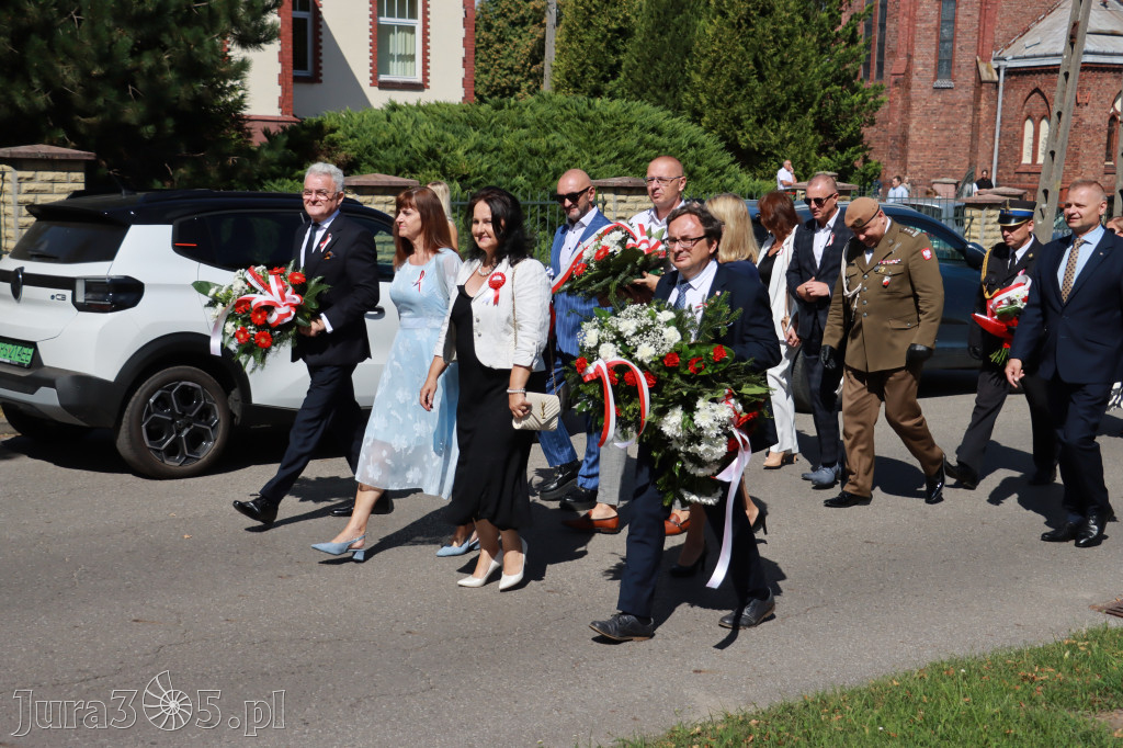 Fotorelacja: Powiatowe Obchody Święta Wojska Polskiego w Porębie