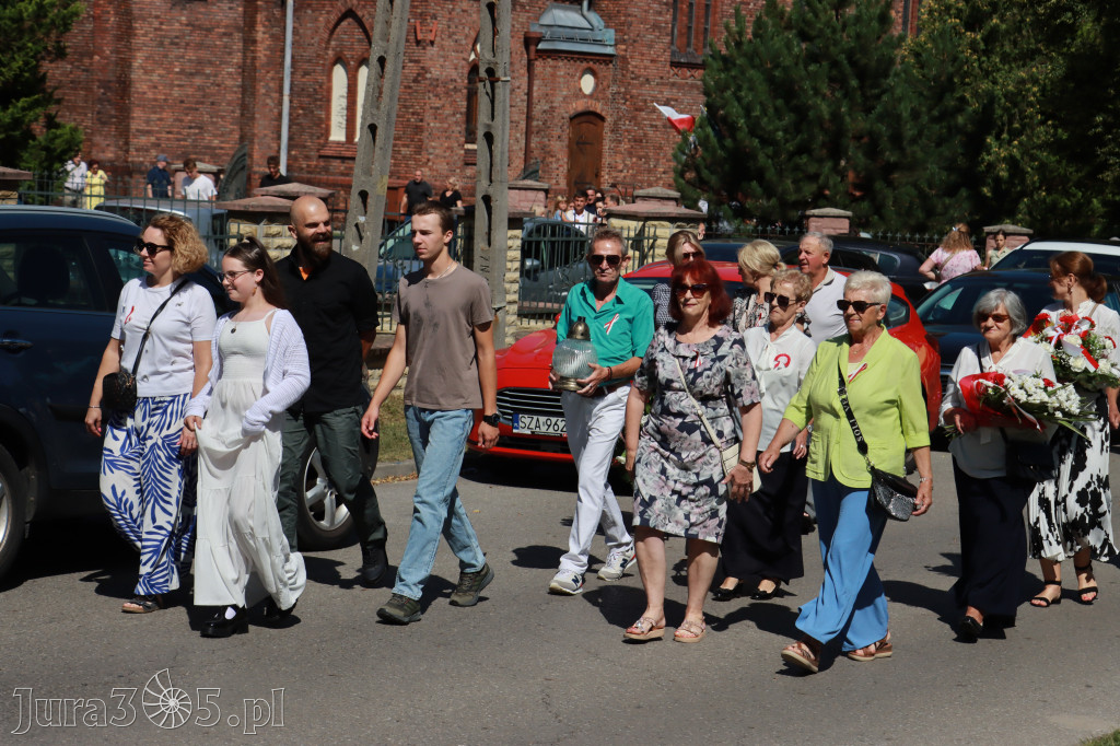 Fotorelacja: Powiatowe Obchody Święta Wojska Polskiego w Porębie