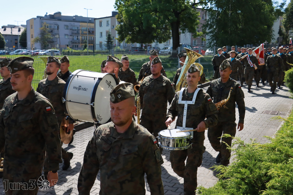 Fotorelacja: Powiatowe Obchody Święta Wojska Polskiego w Porębie