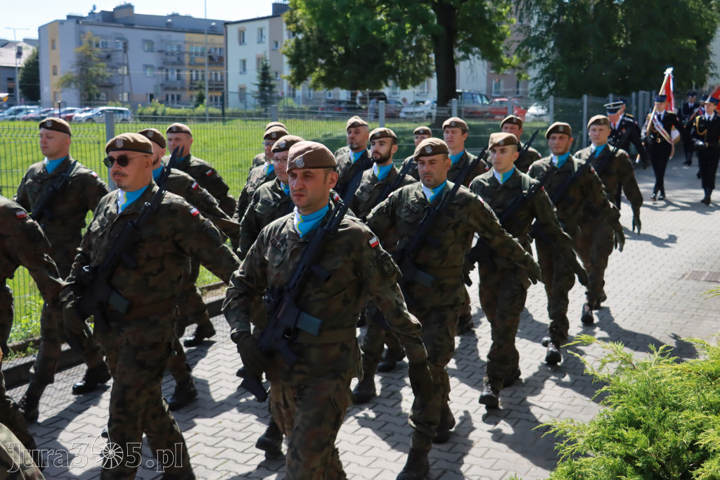 Fotorelacja: Powiatowe Obchody Święta Wojska Polskiego w Porębie