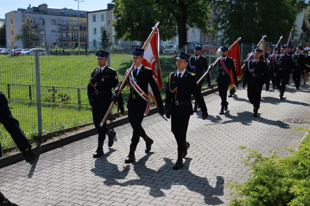 Fotorelacja: Powiatowe Obchody Święta Wojska Polskiego w Porębie