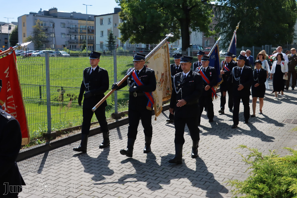 Fotorelacja: Powiatowe Obchody Święta Wojska Polskiego w Porębie