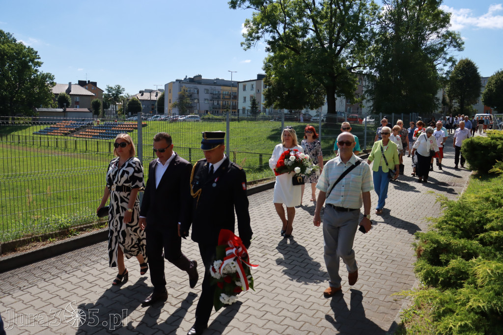 Fotorelacja: Powiatowe Obchody Święta Wojska Polskiego w Porębie