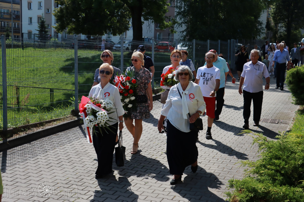 Fotorelacja: Powiatowe Obchody Święta Wojska Polskiego w Porębie