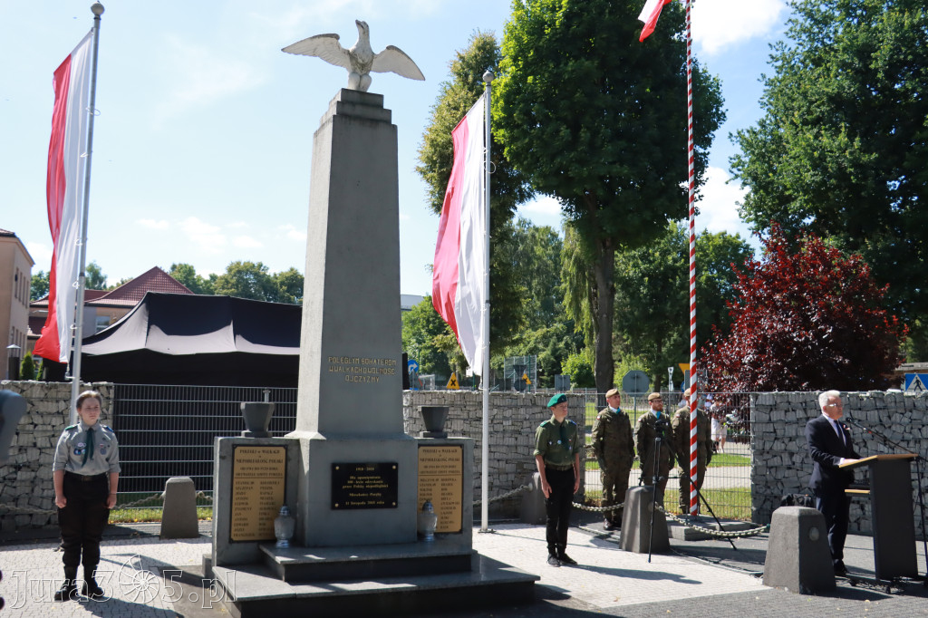 Fotorelacja: Powiatowe Obchody Święta Wojska Polskiego w Porębie