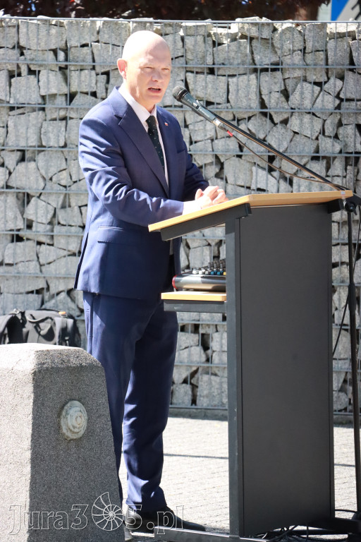 Fotorelacja: Powiatowe Obchody Święta Wojska Polskiego w Porębie