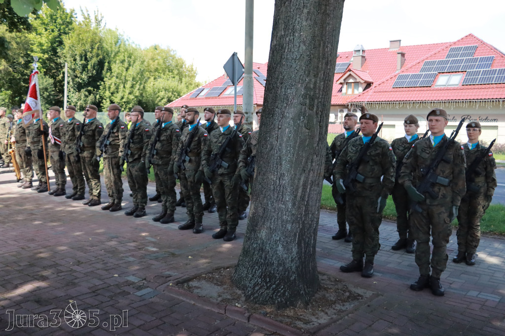 Fotorelacja: Powiatowe Obchody Święta Wojska Polskiego w Porębie