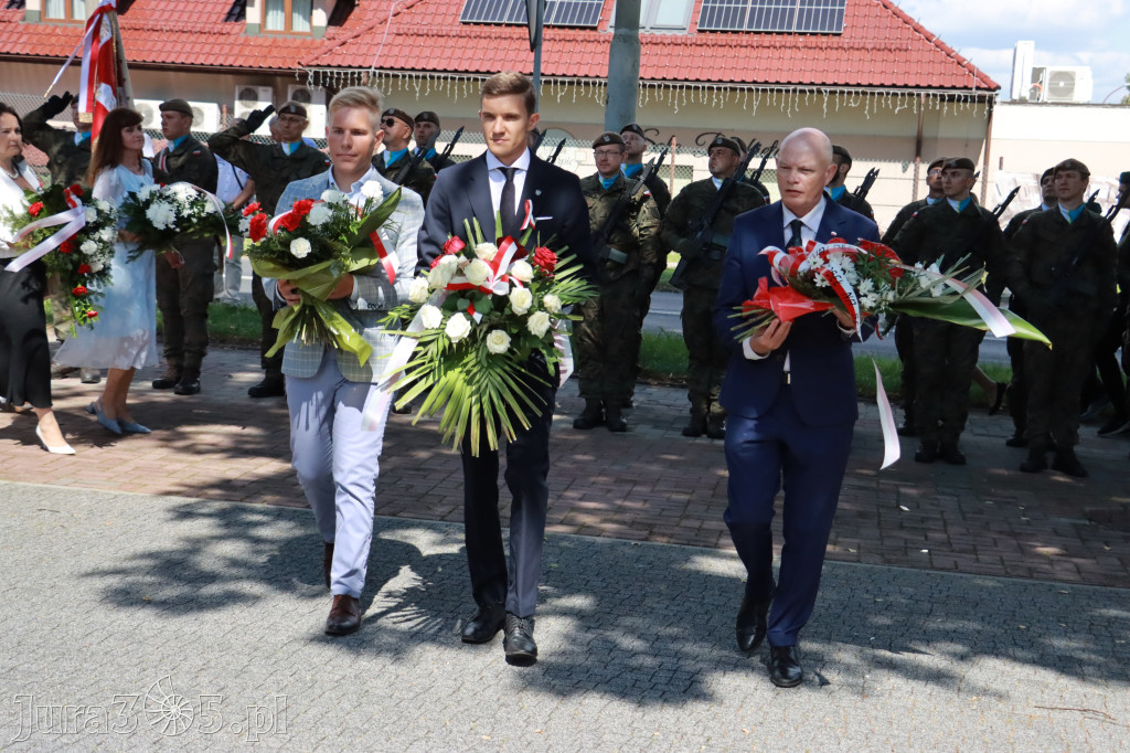 Fotorelacja: Powiatowe Obchody Święta Wojska Polskiego w Porębie