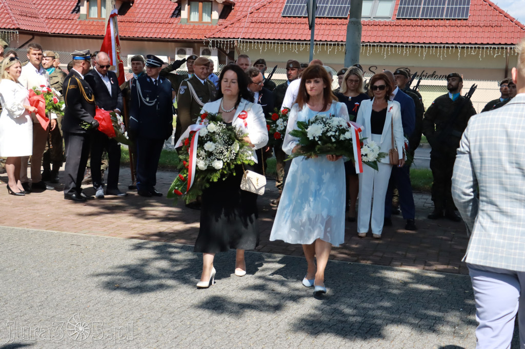 Fotorelacja: Powiatowe Obchody Święta Wojska Polskiego w Porębie