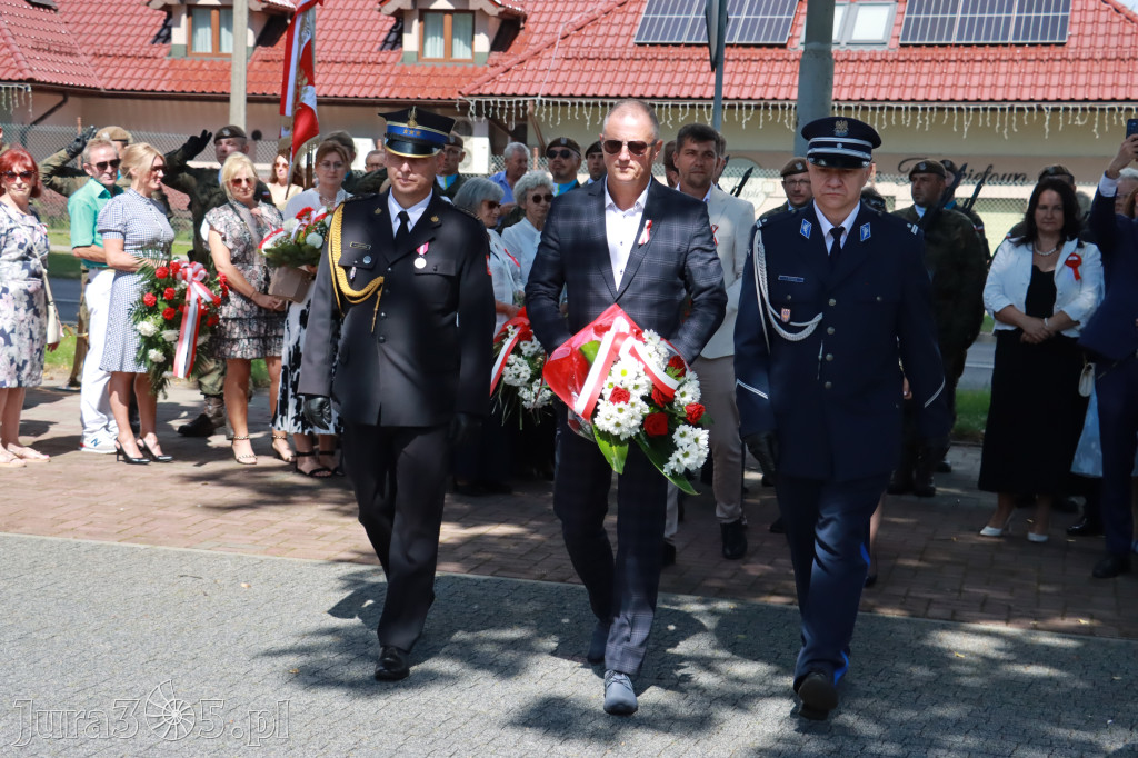 Fotorelacja: Powiatowe Obchody Święta Wojska Polskiego w Porębie