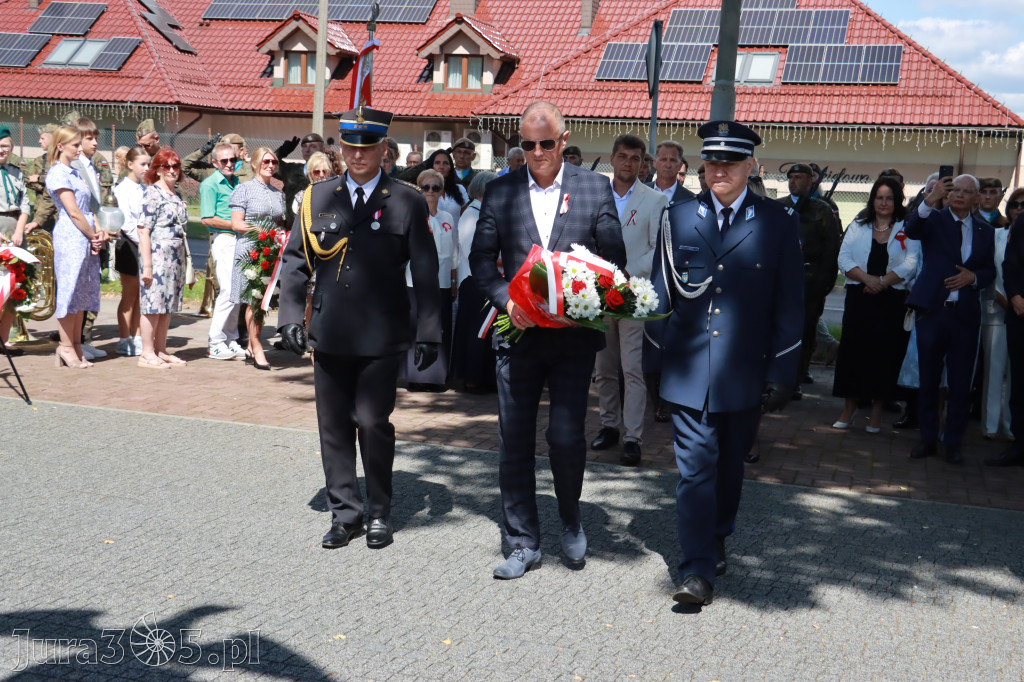 Fotorelacja: Powiatowe Obchody Święta Wojska Polskiego w Porębie