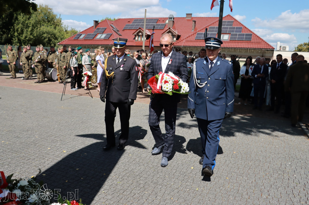 Fotorelacja: Powiatowe Obchody Święta Wojska Polskiego w Porębie