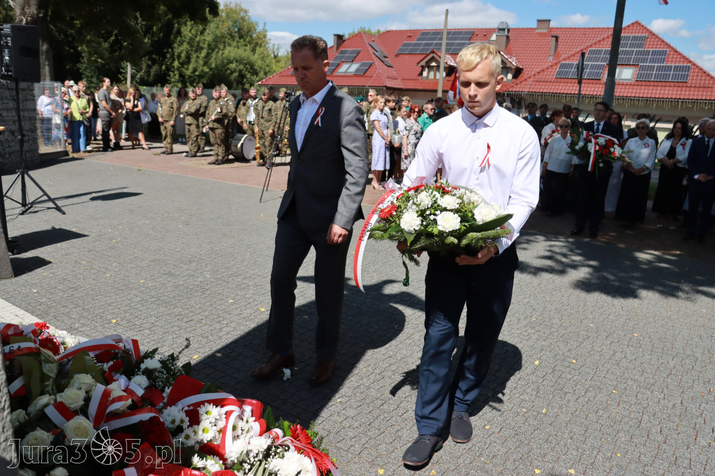 Fotorelacja: Powiatowe Obchody Święta Wojska Polskiego w Porębie