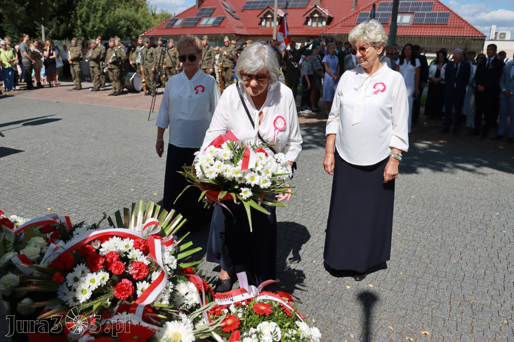 Fotorelacja: Powiatowe Obchody Święta Wojska Polskiego w Porębie