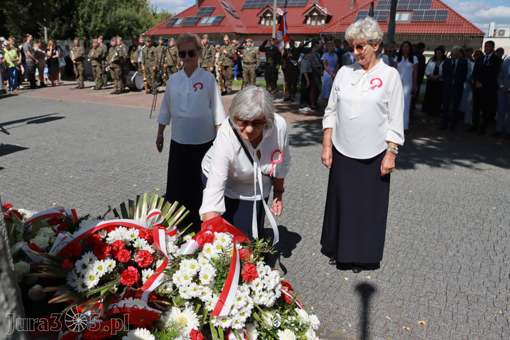 Fotorelacja: Powiatowe Obchody Święta Wojska Polskiego w Porębie