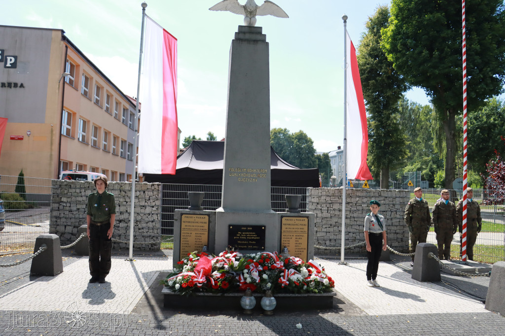 Fotorelacja: Powiatowe Obchody Święta Wojska Polskiego w Porębie