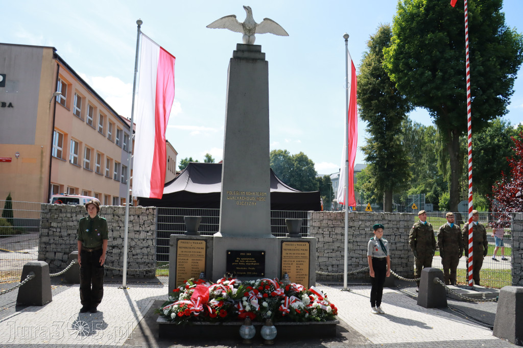 Fotorelacja: Powiatowe Obchody Święta Wojska Polskiego w Porębie