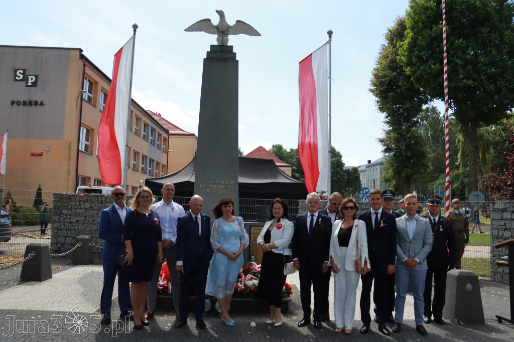 Fotorelacja: Powiatowe Obchody Święta Wojska Polskiego w Porębie
