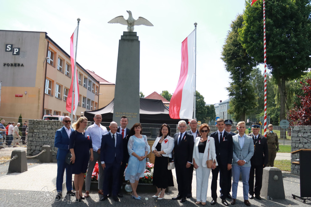Fotorelacja: Powiatowe Obchody Święta Wojska Polskiego w Porębie