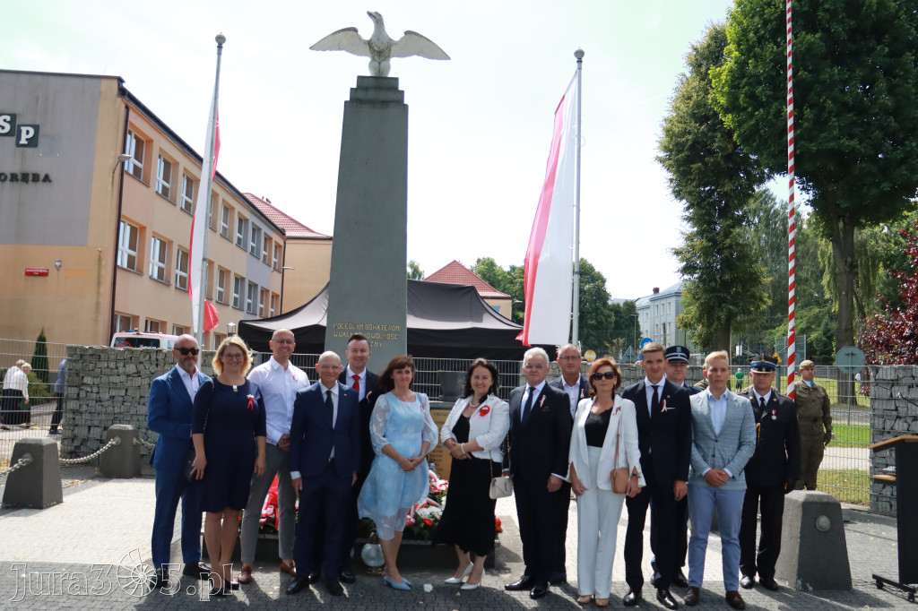 Fotorelacja: Powiatowe Obchody Święta Wojska Polskiego w Porębie