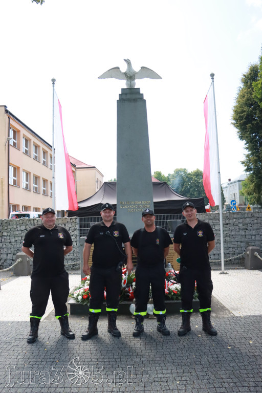 Fotorelacja: Powiatowe Obchody Święta Wojska Polskiego w Porębie