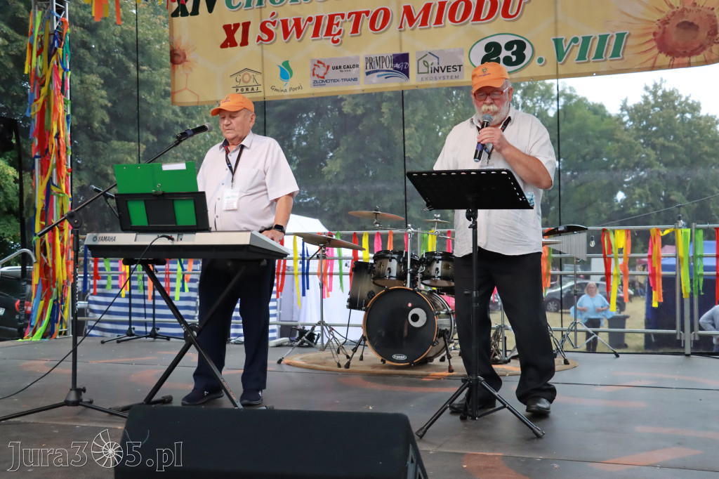 Fotorelacja I: XIV Chorońskie Prażuchy i XI Święto Miodu w Choroniu Gmina Poraj