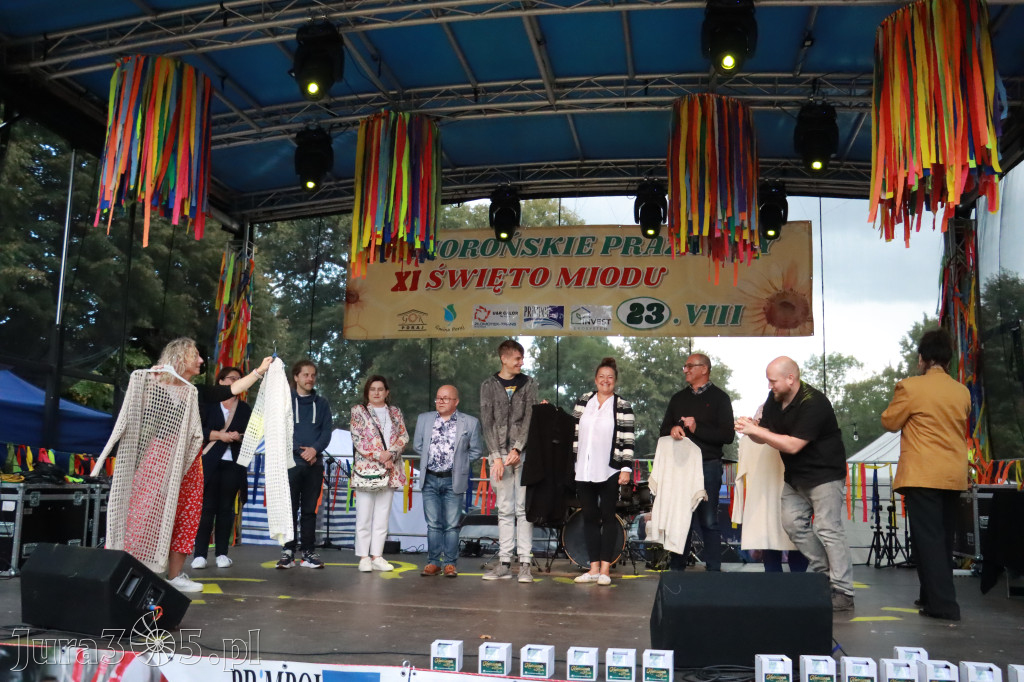 Fotorelacja II: XIV Chorońskie Prażuchy i XI Święto Miodu w Choroniu Gmina Poraj
