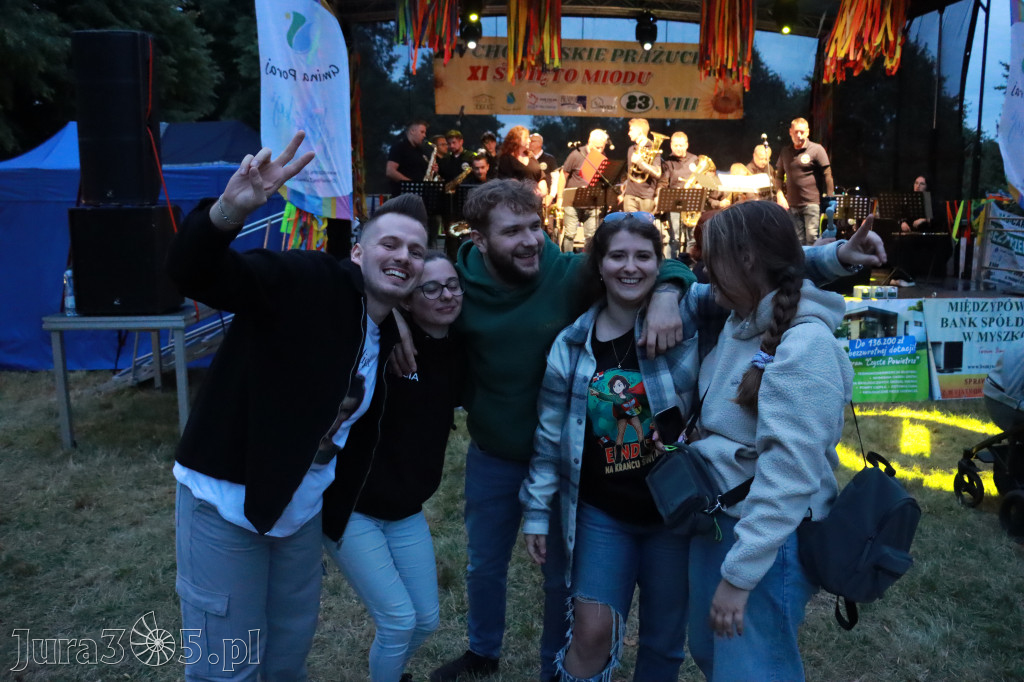 Fotorelacja II: XIV Chorońskie Prażuchy i XI Święto Miodu w Choroniu Gmina Poraj