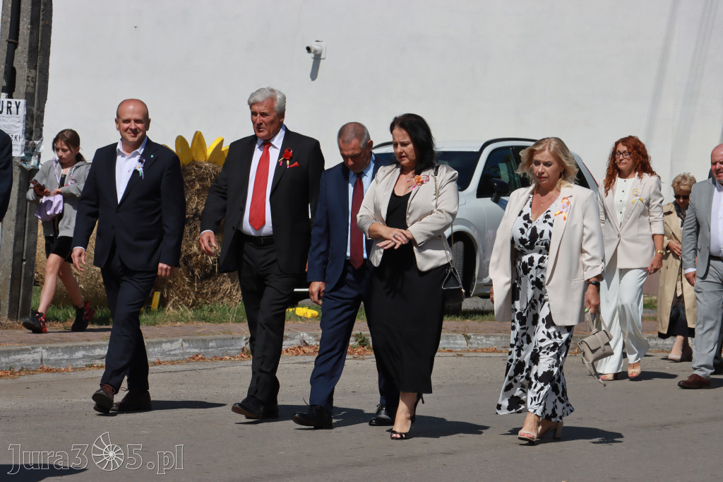 Fotorelacja I: GMINNE ŚWIĘTO PLONÓW część oficjalna. Irządze 2025!