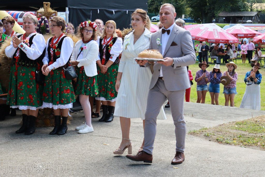 Fotorelacja I: GMINNE ŚWIĘTO PLONÓW część oficjalna. Irządze 2025!