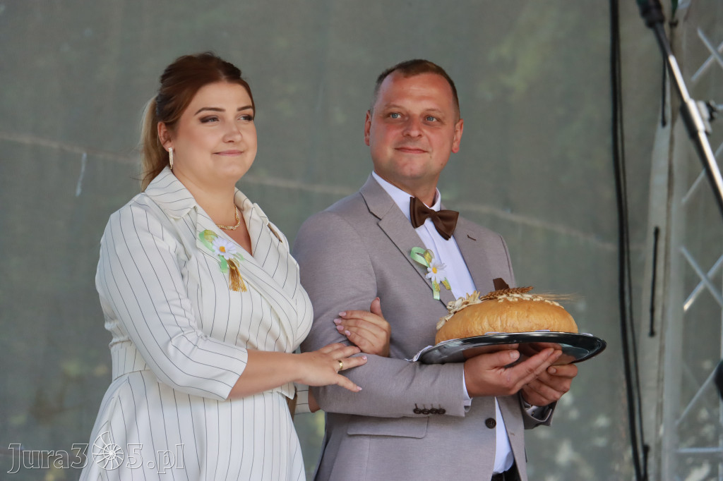 Fotorelacja I: GMINNE ŚWIĘTO PLONÓW część oficjalna. Irządze 2025!
