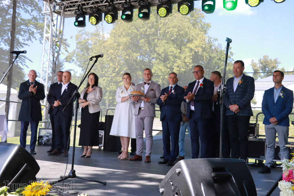 Fotorelacja I: GMINNE ŚWIĘTO PLONÓW część oficjalna. Irządze 2025!