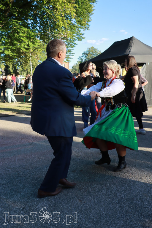 Fotorelacja III: GMINNE ŚWIĘTO PLONÓW część artystyczna cd. Irządze 2025!