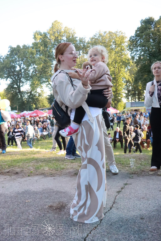 Fotorelacja III: GMINNE ŚWIĘTO PLONÓW część artystyczna cd. Irządze 2025!