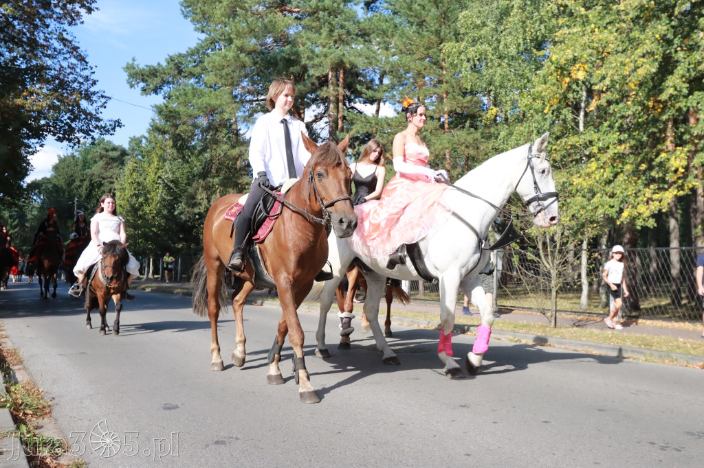Fotorelacja I: Imieniny Hrabiny w Żarkach Letnisku Gmina Poraj
