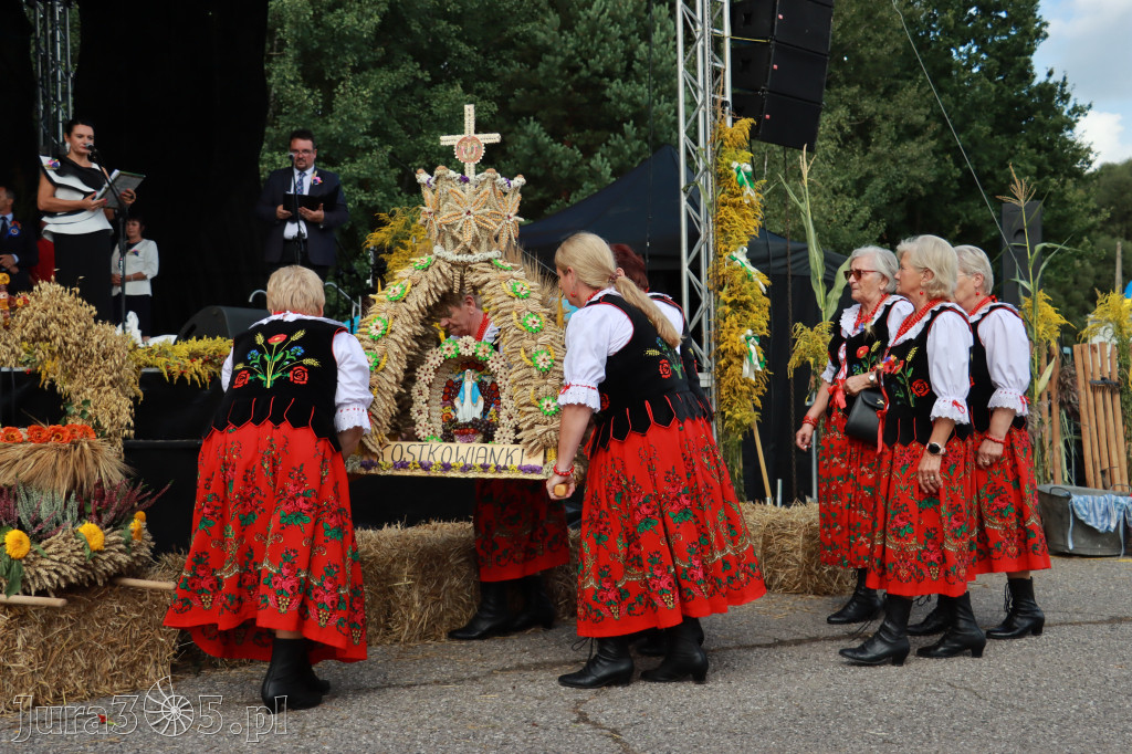 Fotorelacja I: XXVI Dożynki Powiatowo - Gminne w Łazach