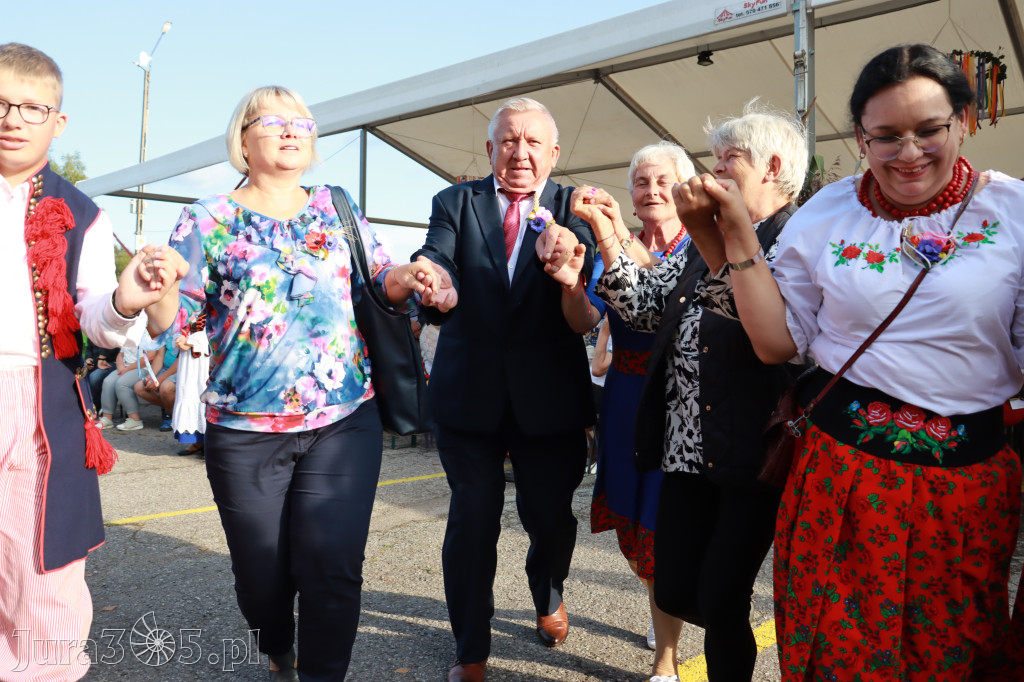 Fotorelacja II: XXVI Dożynki Powiatowo - Gminne w Łazach