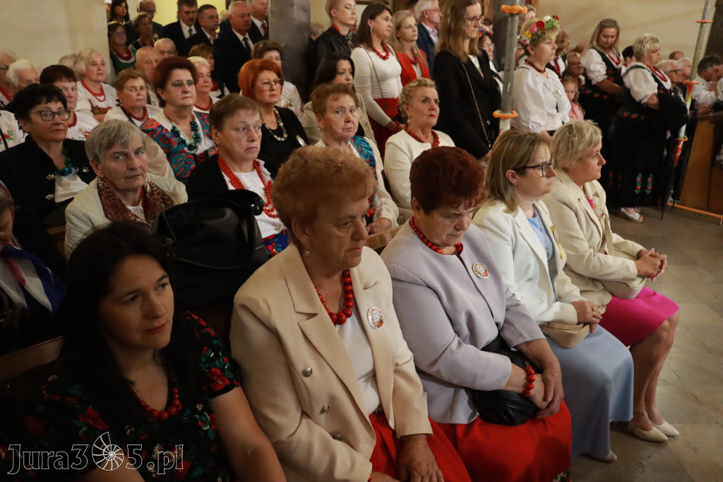 Fotorelacja I: Dożynki Powiatu Myszkowskiego w Niegowie
