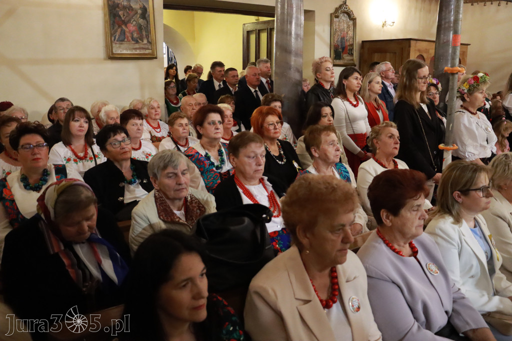 Fotorelacja I: Dożynki Powiatu Myszkowskiego w Niegowie