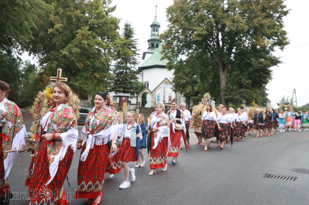 Fotorelacja I: Dożynki Powiatu Myszkowskiego w Niegowie